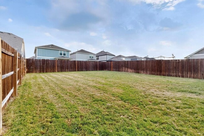 Building Photo - 128 Banyon Dr