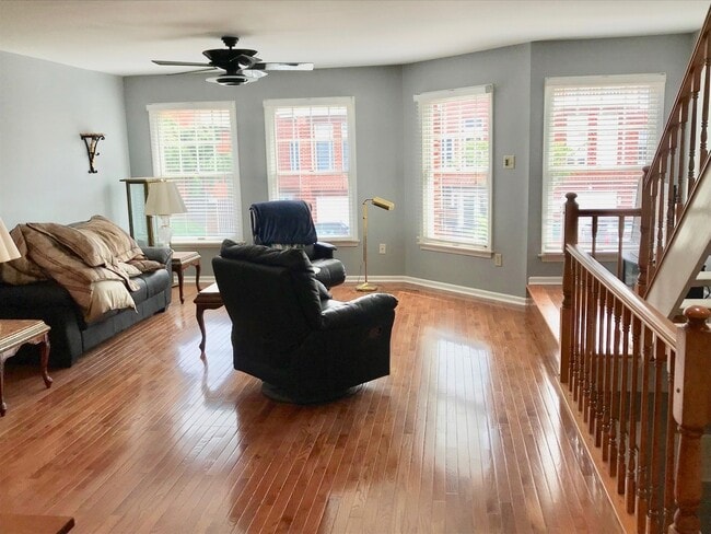 Building Photo - RARELY OFFERED IN PACKER PARK 3BR/2.5BA HOME w/Garage, Patio & Deck!