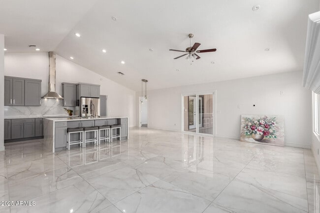 Building Photo - 3608 W Morelos St