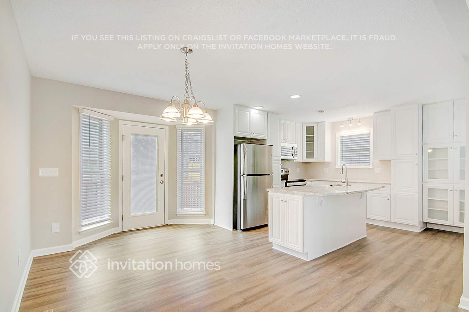 Building Photo - 201 Zircon Ln