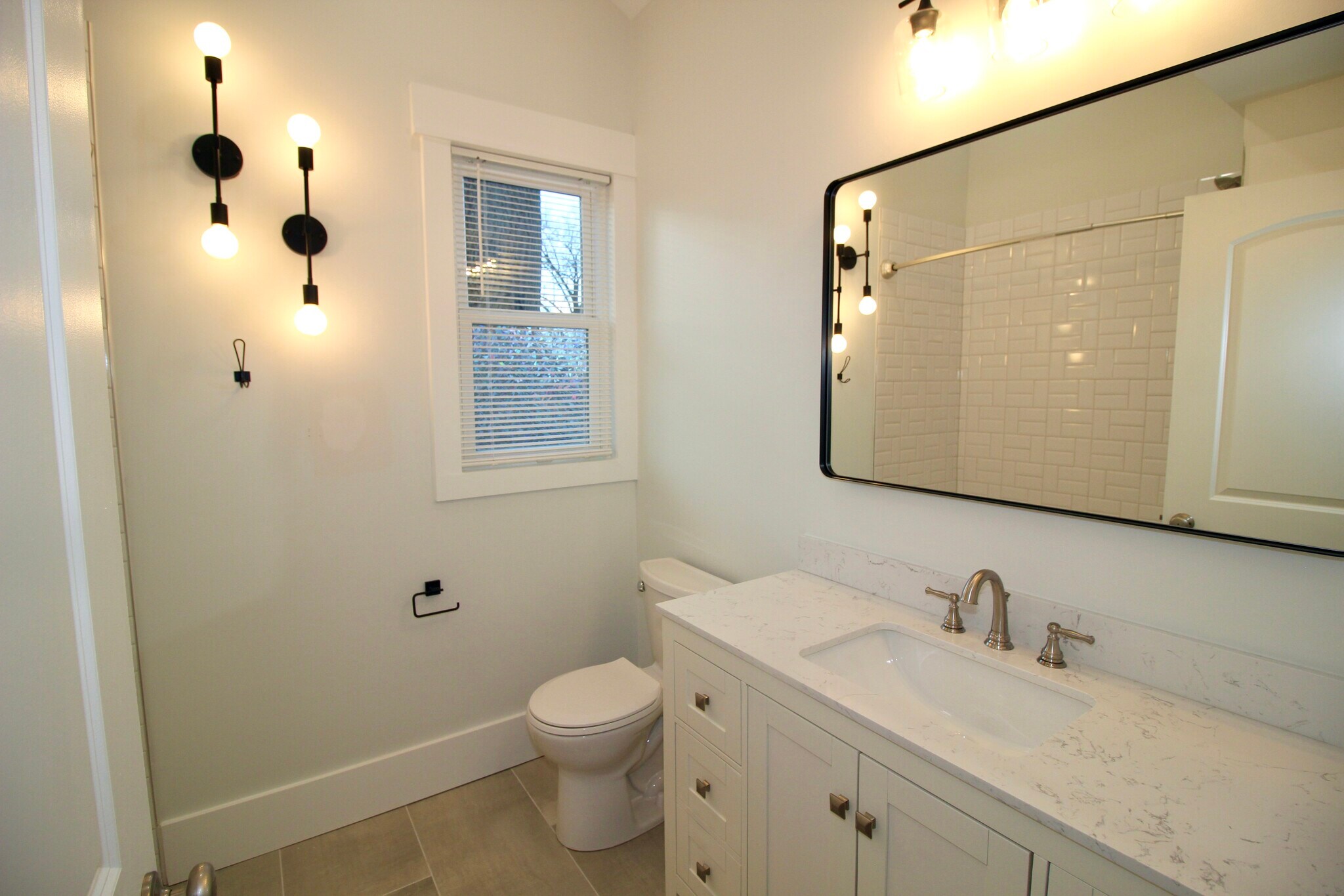 Bathroom 2 - 6701 Buckingham Plz