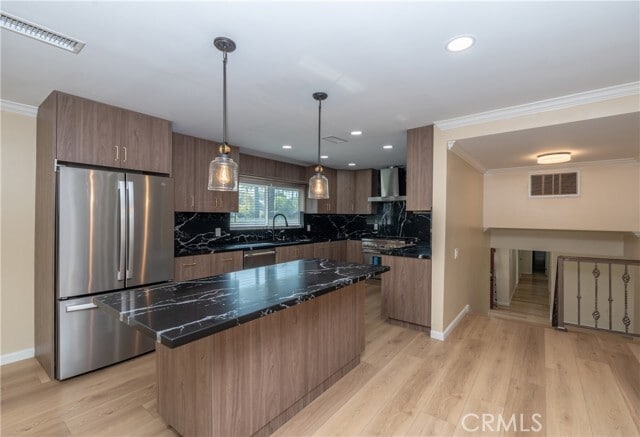 Building Photo - 2850 Hudson Ave