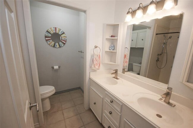 Building Photo - 10922 FM1764