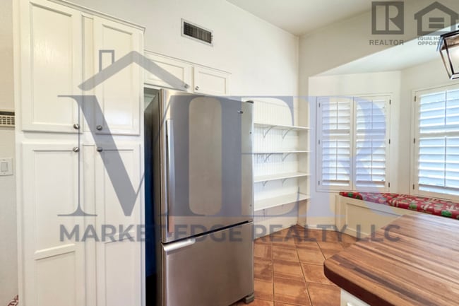 Building Photo - 3Bed/2Bath House at Arrowhead Lakes! $199 MOVE-IN SPECIAL! Ready for Immediate Move-In!