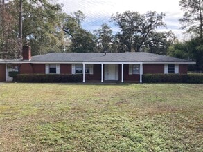 Building Photo - 10032 Ferguson Ave