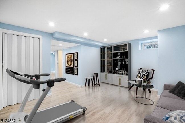 Building Photo - 1 Tempe Wick Rd