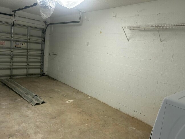 Building Photo - 9201 NW 55th St