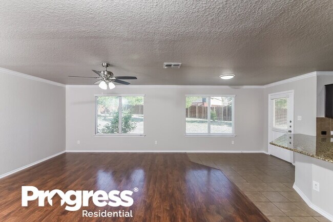 Building Photo - 11519 Verde Bend