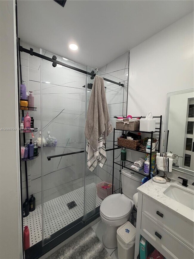 Building Photo - 8208 SW 166th Pl