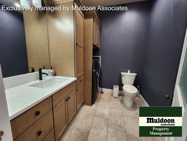 Building Photo - Remodeled Rancher Available now!