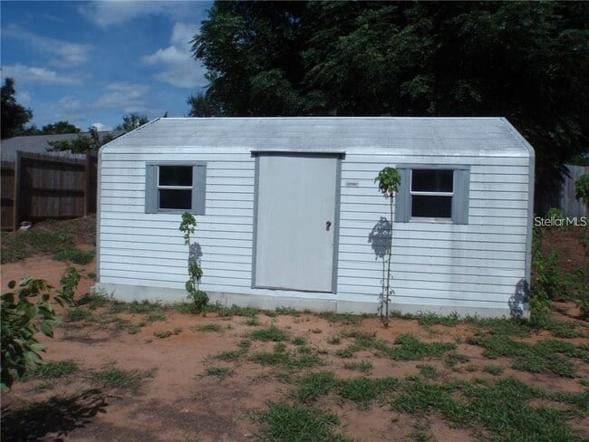 Building Photo - 17236 3rd St