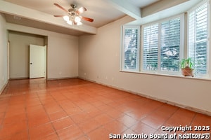 Building Photo - 9319 Oak Ledge Dr