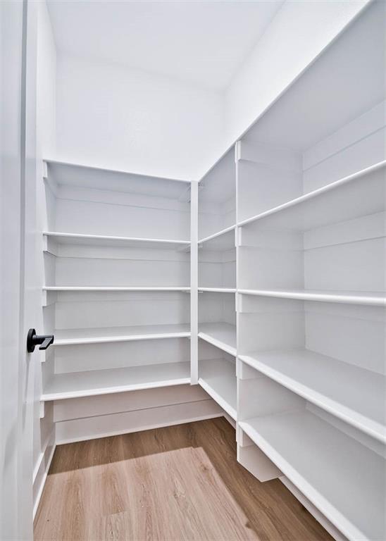 Building Photo - 1 Hemel Ln