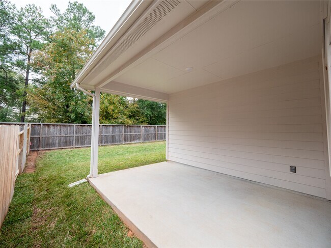 Building Photo - 387 Westlake Terrace Dr