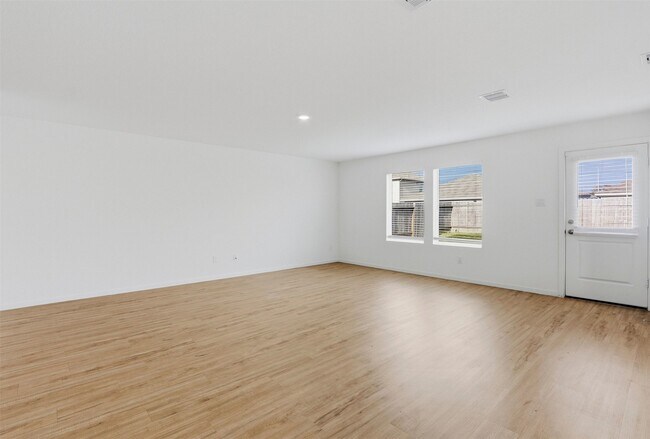 Building Photo - 21006 Longwitton Ln