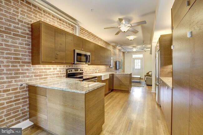 Building Photo - 4114 New Hampshire Ave NW