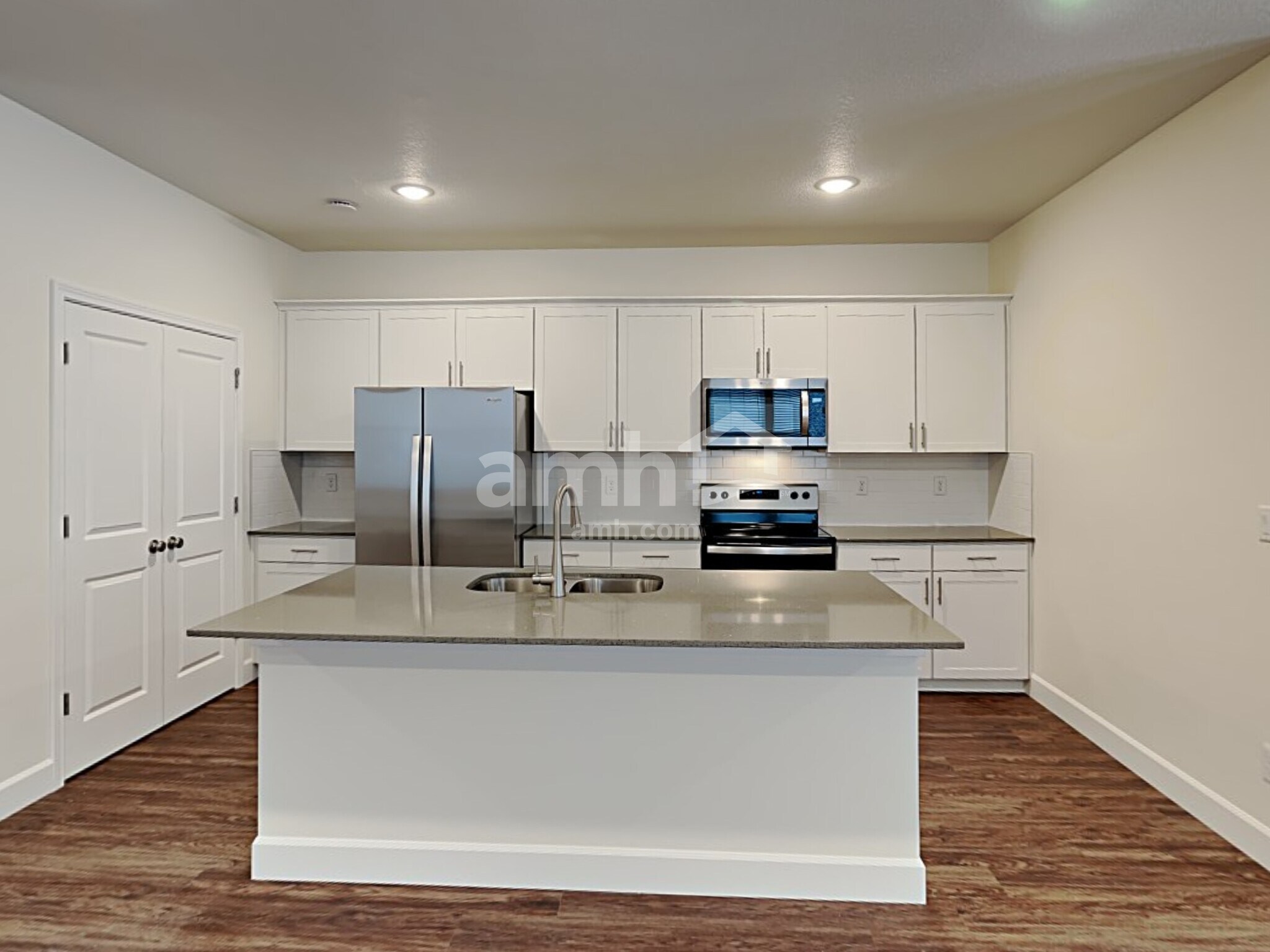 Building Photo - 6099 W Copper Hawk Dr