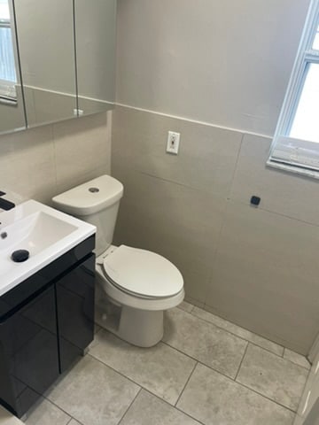 NEW TOILET N VANITY - 3815 1ST AVE N