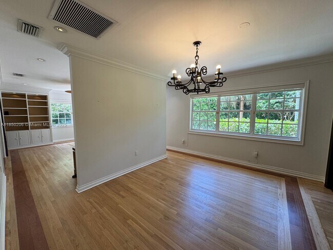 Building Photo - 1512 Certosa Ave
