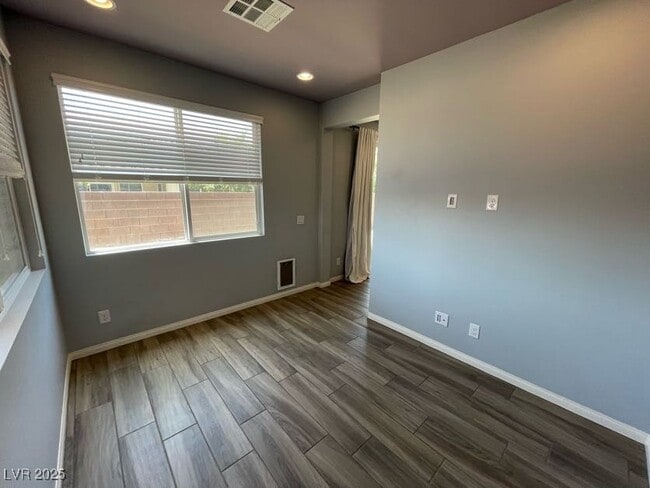 Building Photo - 10777 Princeton Bluff Ln