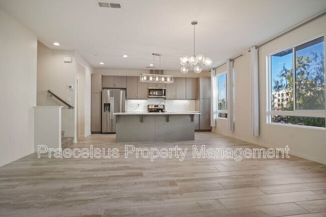 Building Photo - 1440 Suwerte Ave