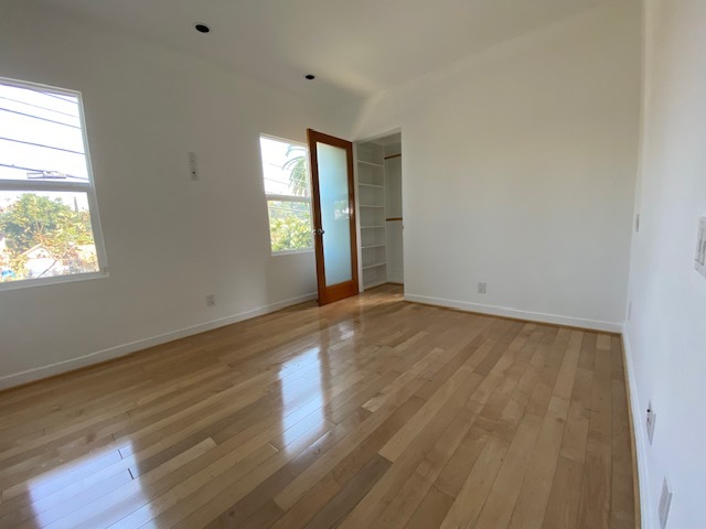 Bedroom and walk-in closet - 1462 Lake Shore Ave