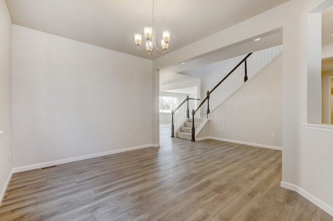 Building Photo - Meridian International 5 Bedroom 4 Bath Ho...