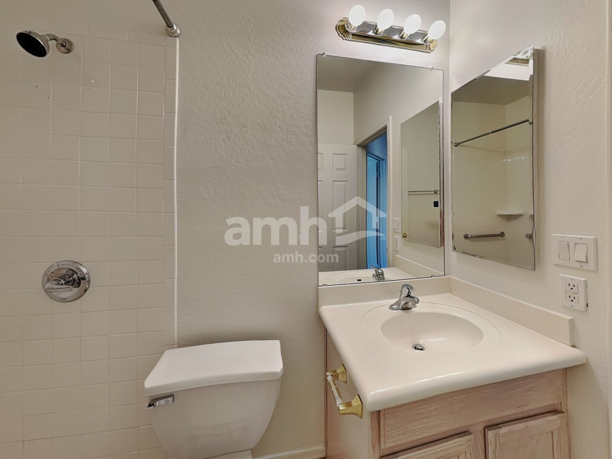 Building Photo - 6829 W Yearling Rd