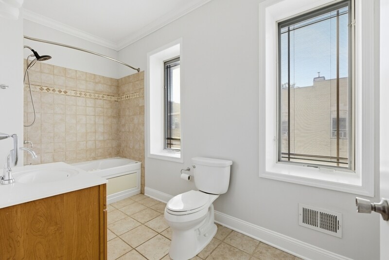 Building Photo - 3021 E Baltimore St