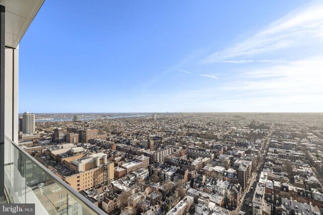 Building Photo - 210 S 12th St