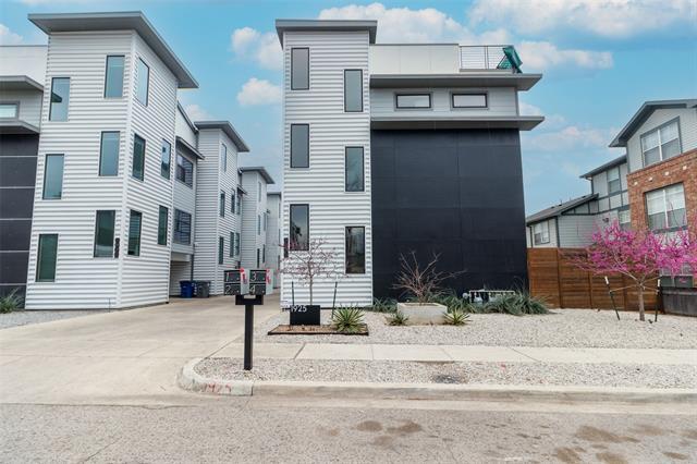 Building Photo - 1925 California Dr