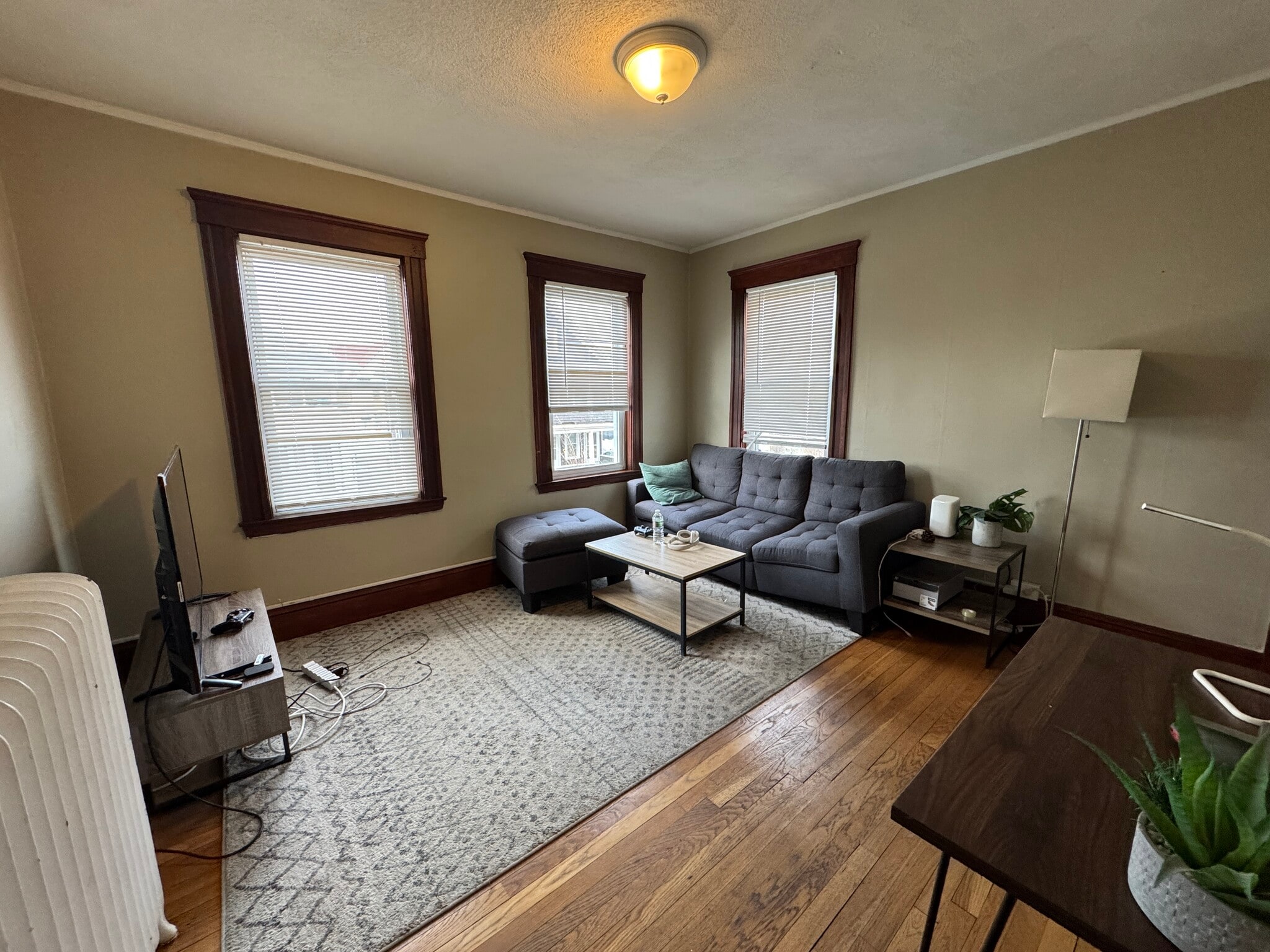 Building Photo - 75 Pinkert St