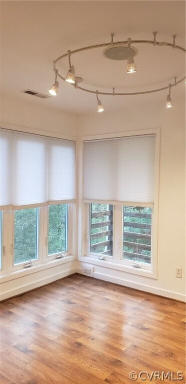 Building Photo - 10001 Redbridge Rd