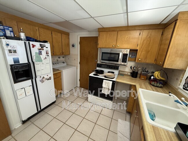 Building Photo - 500 26th Ave Ct