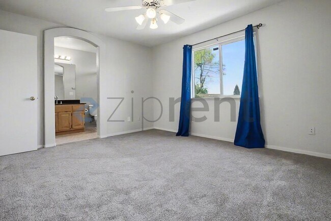 Building Photo - 1833 Blue Skies Way