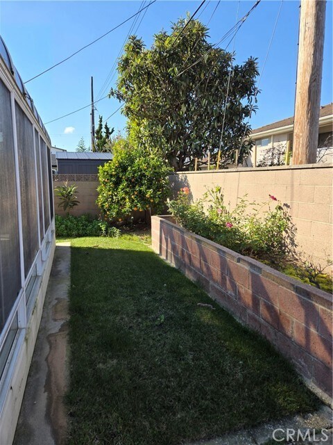 Building Photo - 1883 W 182nd St