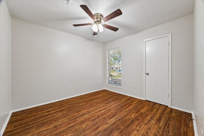 Building Photo - 17134 Barcelona Dr