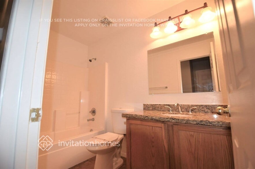 Building Photo - 9638 N 94th Ave