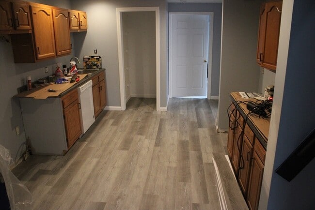 Building Photo - 417 Court St