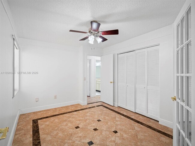 Building Photo - 15531 SW 54th Terrace