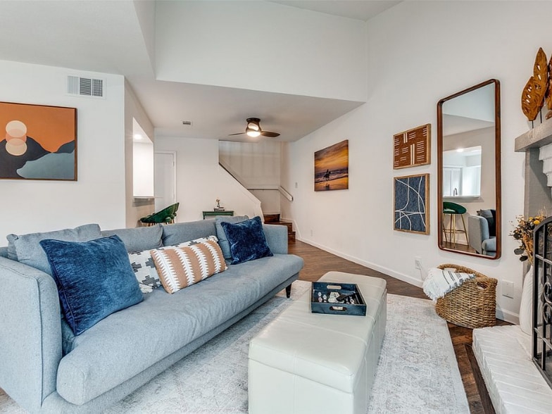 Building Photo - 5200 Martel Ave