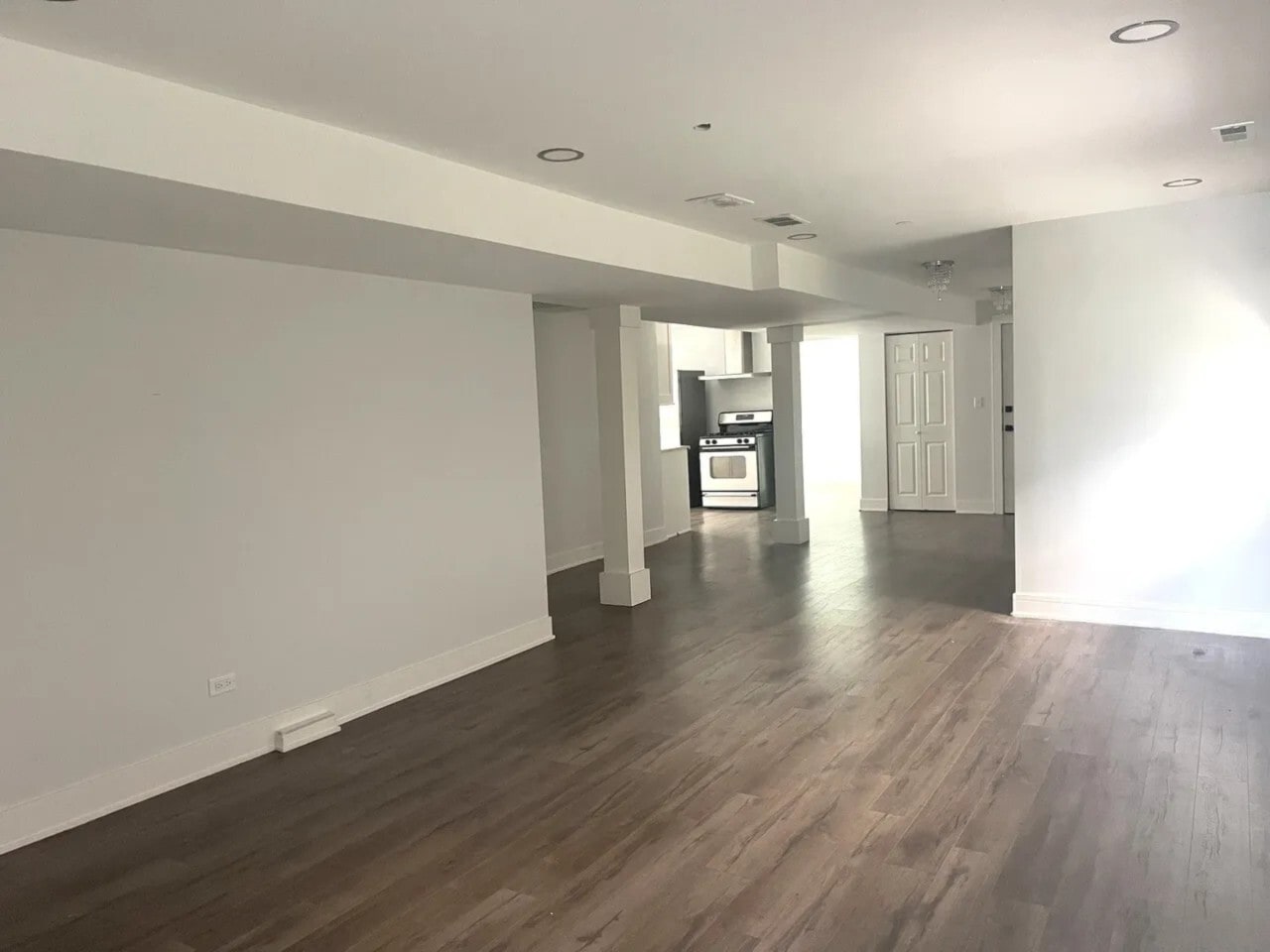 Building Photo - 2252 N Monticello Ave