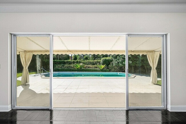 Building Photo - 157 Wells Rd