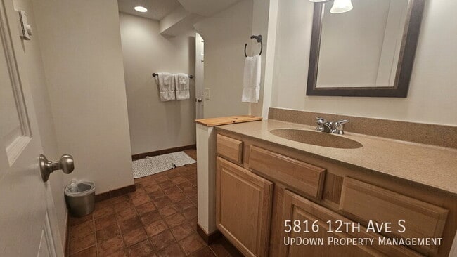 Building Photo - 5816 12th Ave S