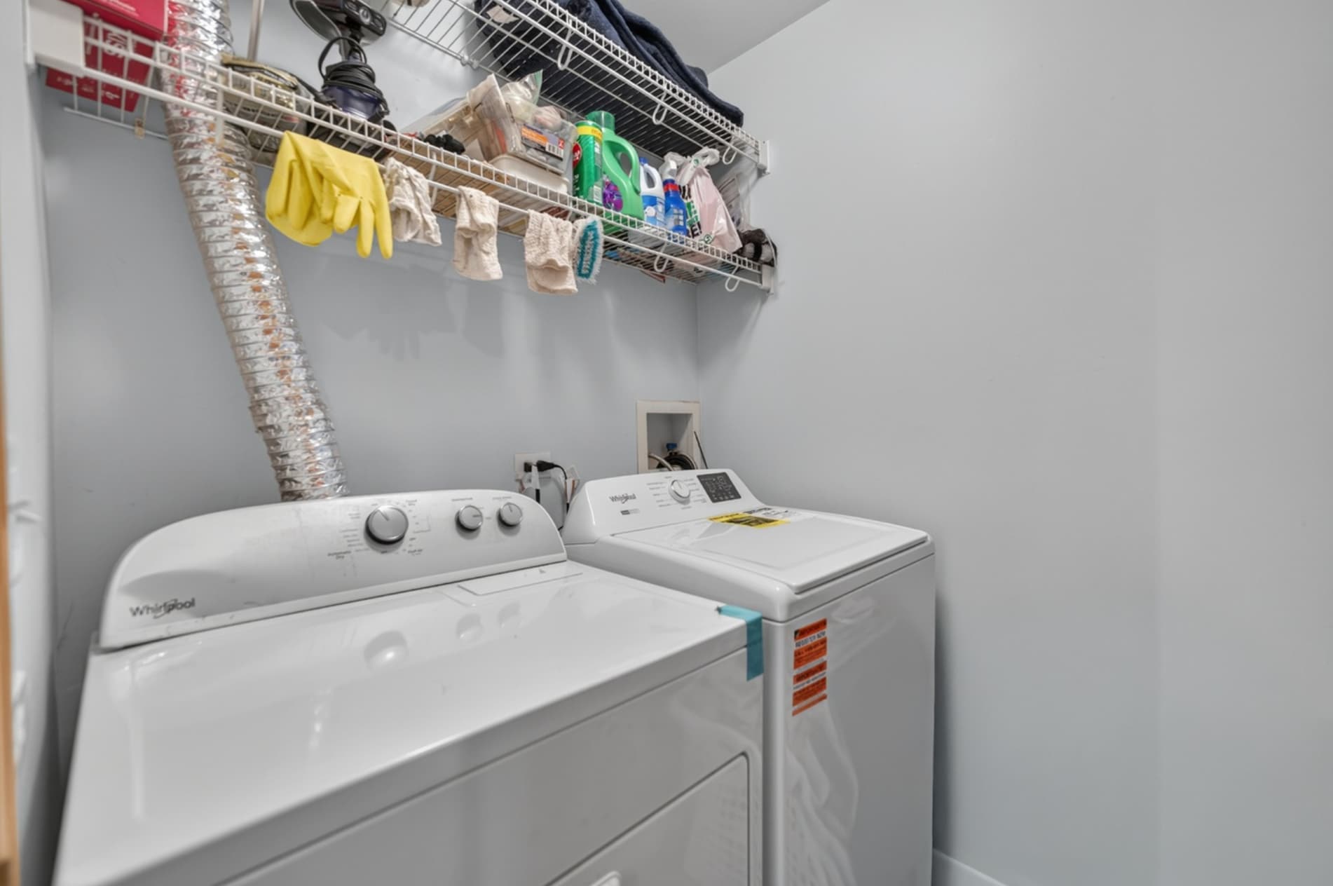 Building Photo - 949 Tanager Ct