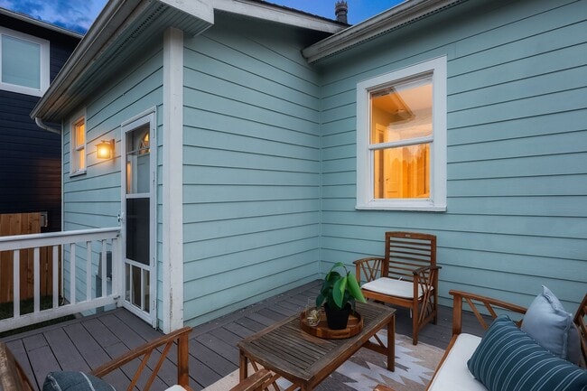 Building Photo - Timeless Elegant 4 Bedroom Craftsman Home ...