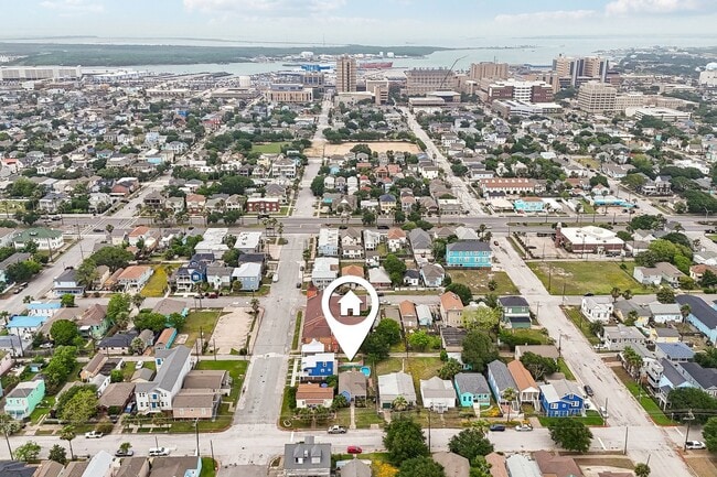 Building Photo - 1022 Avenue L