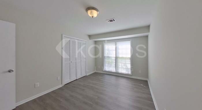 Building Photo - 6922 43rd St