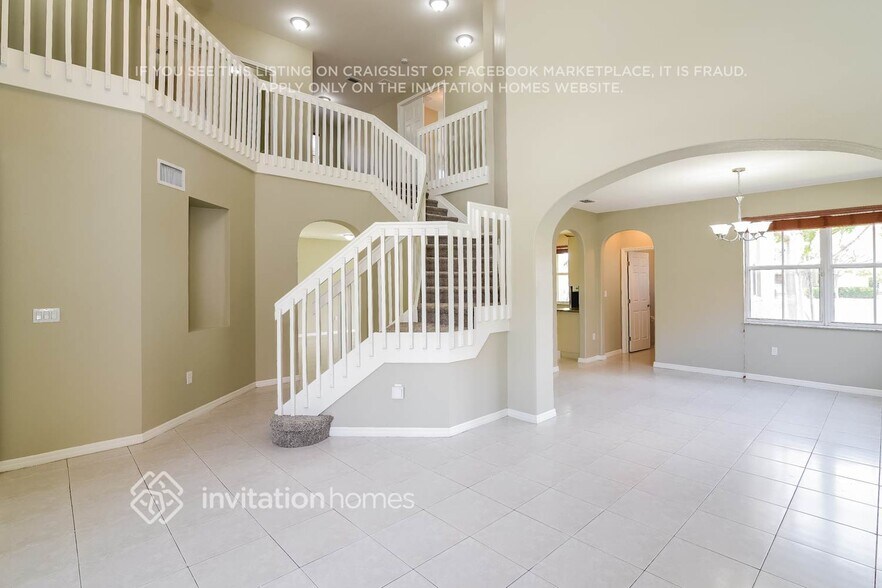 Building Photo - 16425 SW 84th St