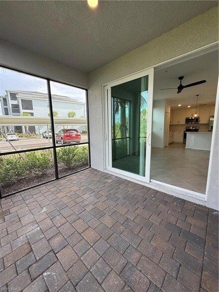 Building Photo - 14161 Heritage Landing Blvd